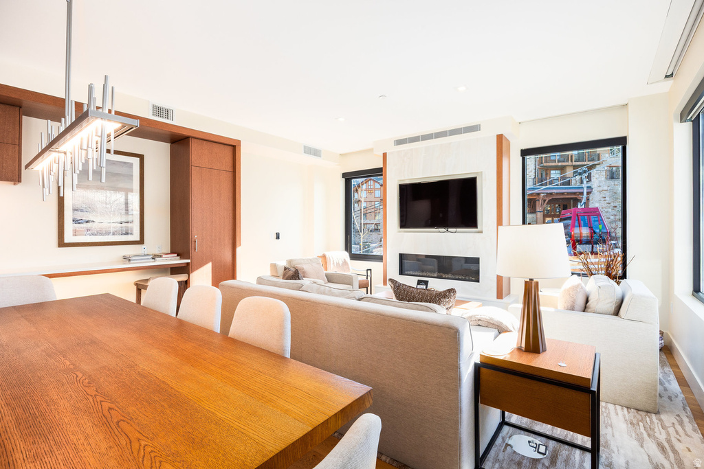 2431 W HIGH MOUNTAIN RD #301 Park City, UT 84098