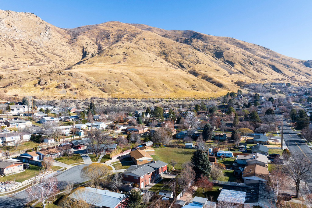 926 E 250 N Springville, UT 84663