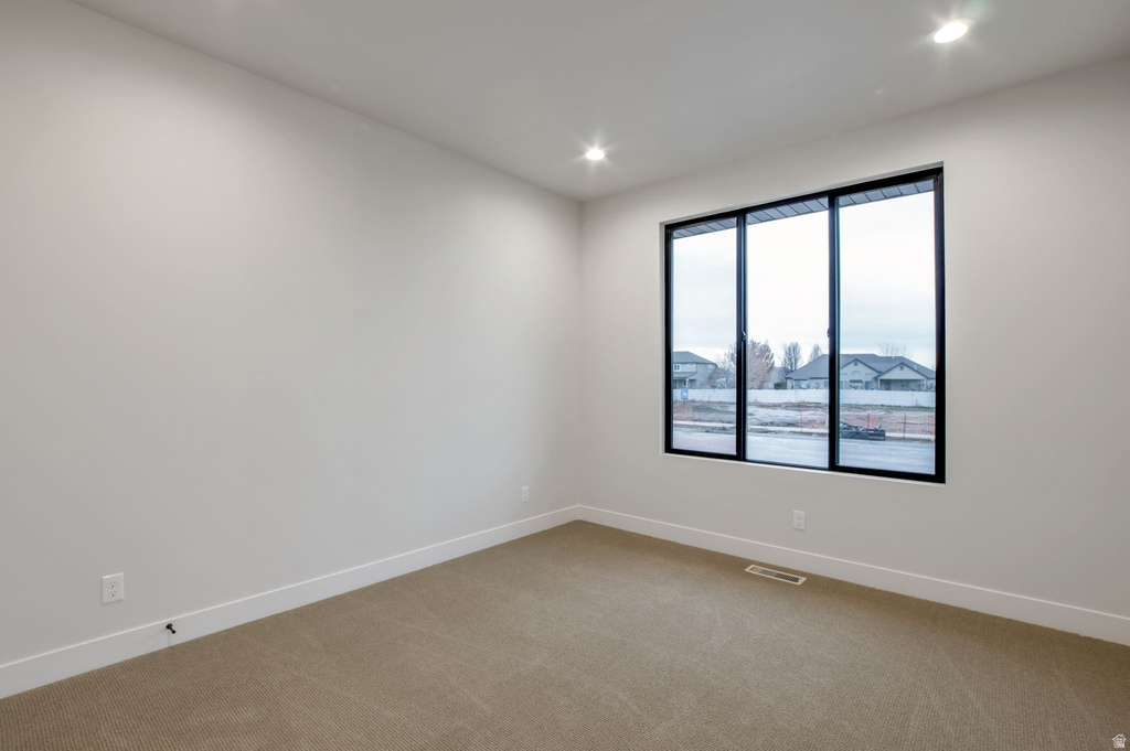 298 N AMBER LN Layton, UT 84041