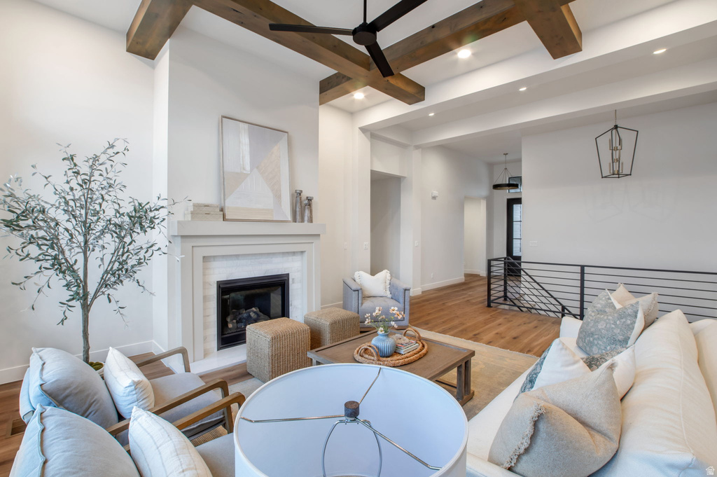 298 N AMBER LN Layton, UT 84041