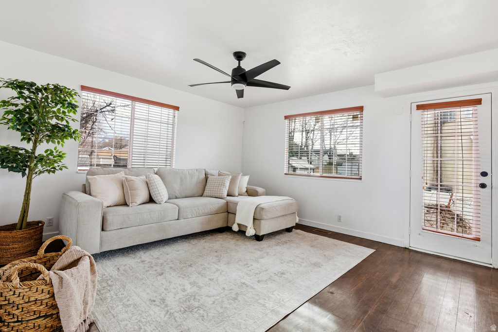 2679 W BUILDERS DR Taylorsville, UT 84118