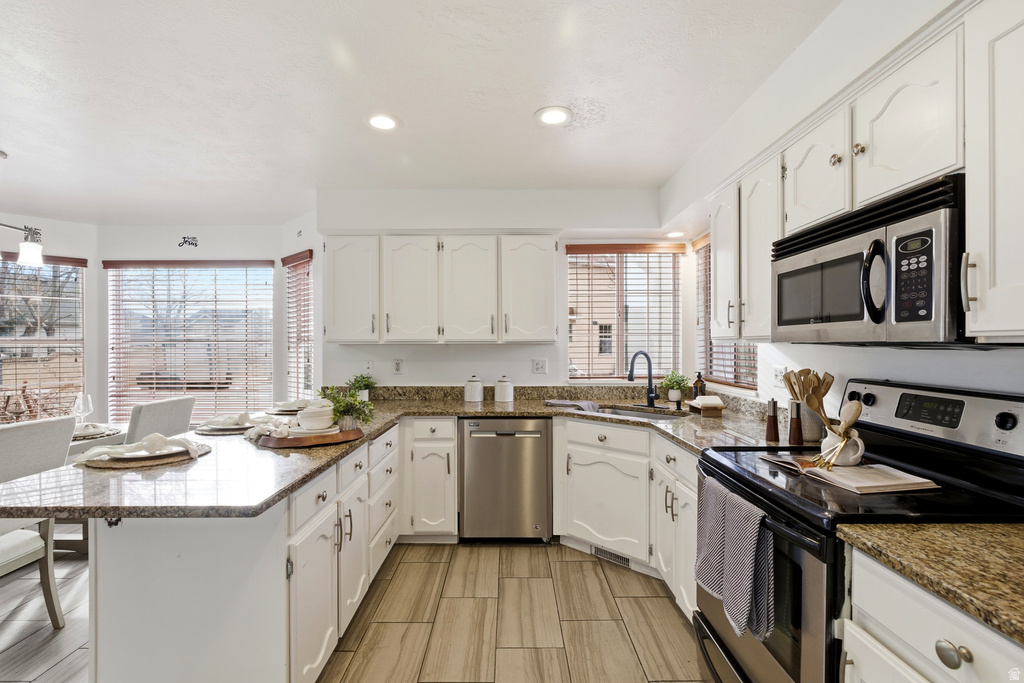 2679 W BUILDERS DR Taylorsville, UT 84118