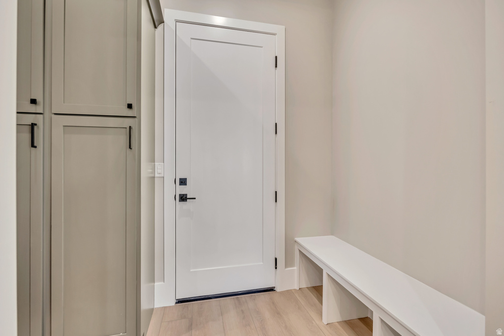 3168 W CHALK CREEK WAY South Jordan, UT 84095