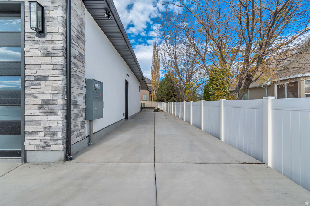 3168 W CHALK CREEK WAY South Jordan, UT 84095