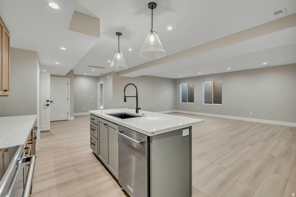 3168 W CHALK CREEK WAY South Jordan, UT 84095