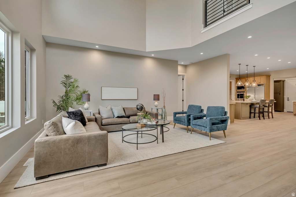 3168 W CHALK CREEK WAY South Jordan, UT 84095