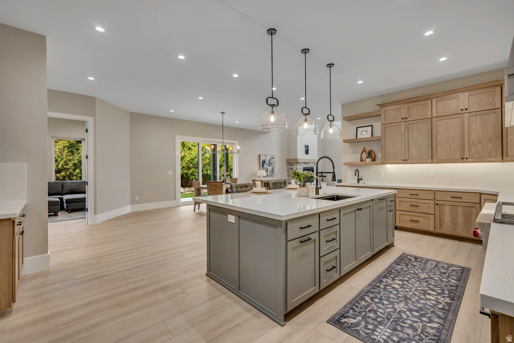 3168 W CHALK CREEK WAY South Jordan, UT 84095