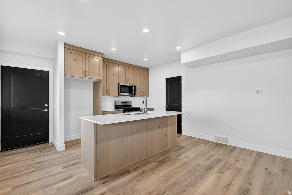 3241 N 2875 W #31 Plain City, UT 84404