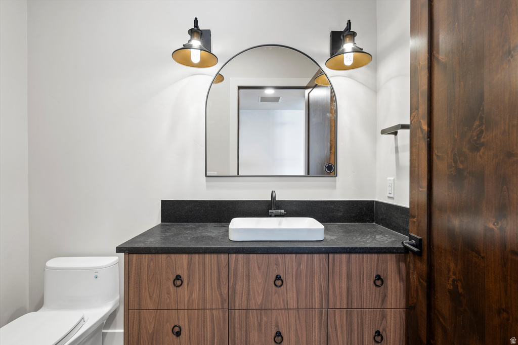 6251 E LEGACY DR Huntsville, UT 84317