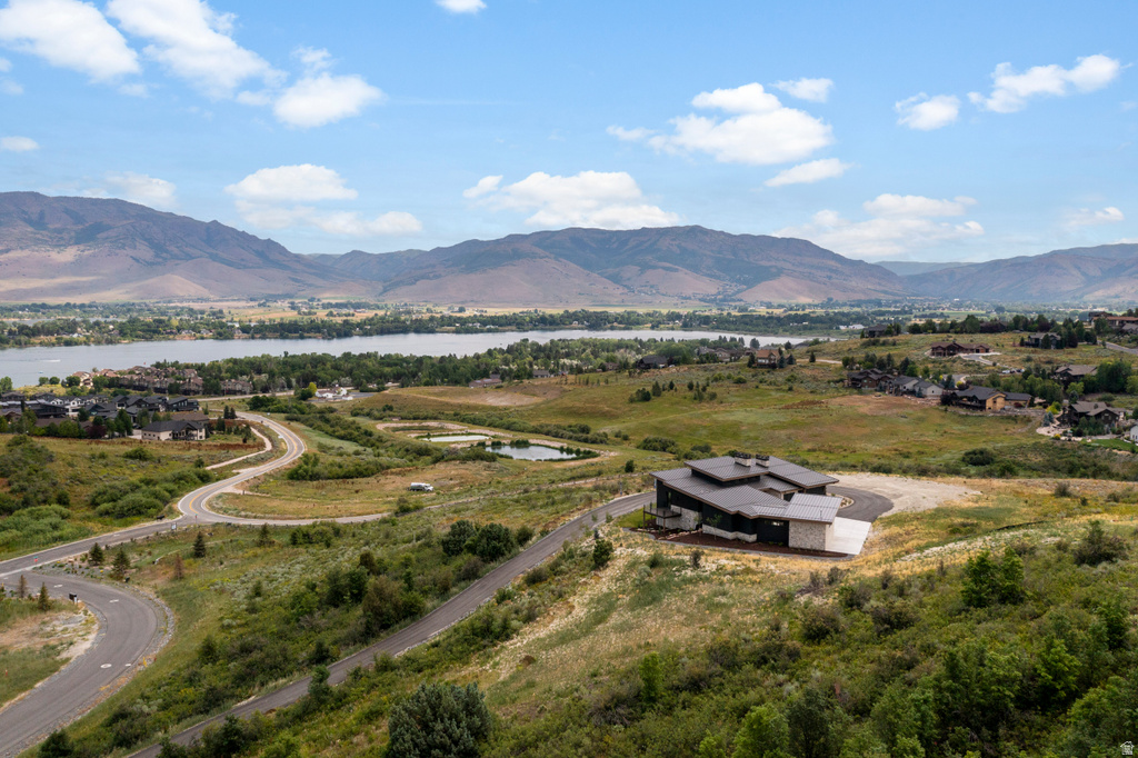 6251 E LEGACY DR Huntsville, UT 84317