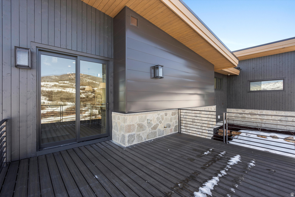 6251 E LEGACY DR Huntsville, UT 84317