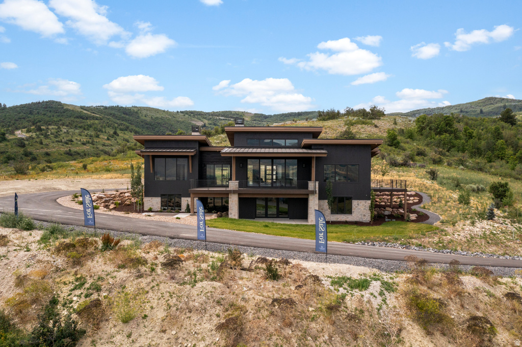 6251 E LEGACY DR Huntsville, UT 84317