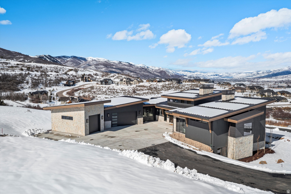 6251 E LEGACY DR Huntsville, UT 84317