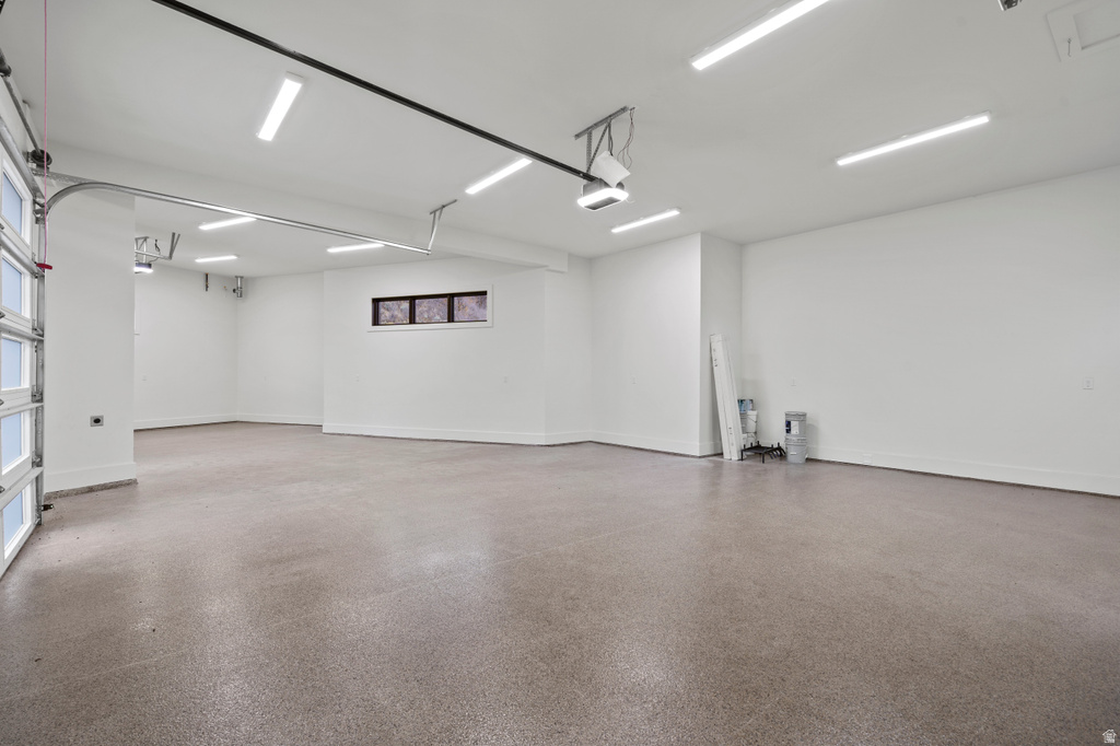 6251 E LEGACY DR Huntsville, UT 84317