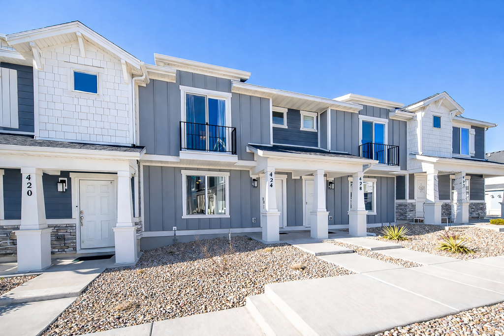 424 N ARTESIAN Lehi, UT 84048