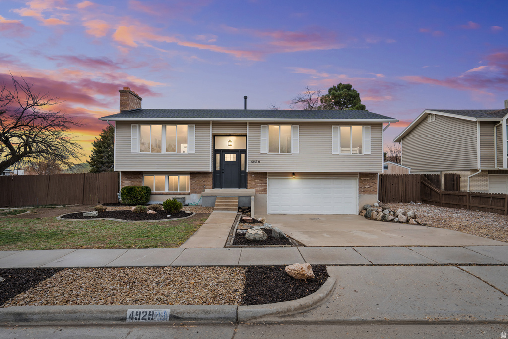 4929 S HUNTINGTON RD Taylorsville, UT 84129