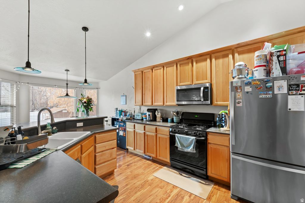212 S 1100 W Lehi, UT 84043