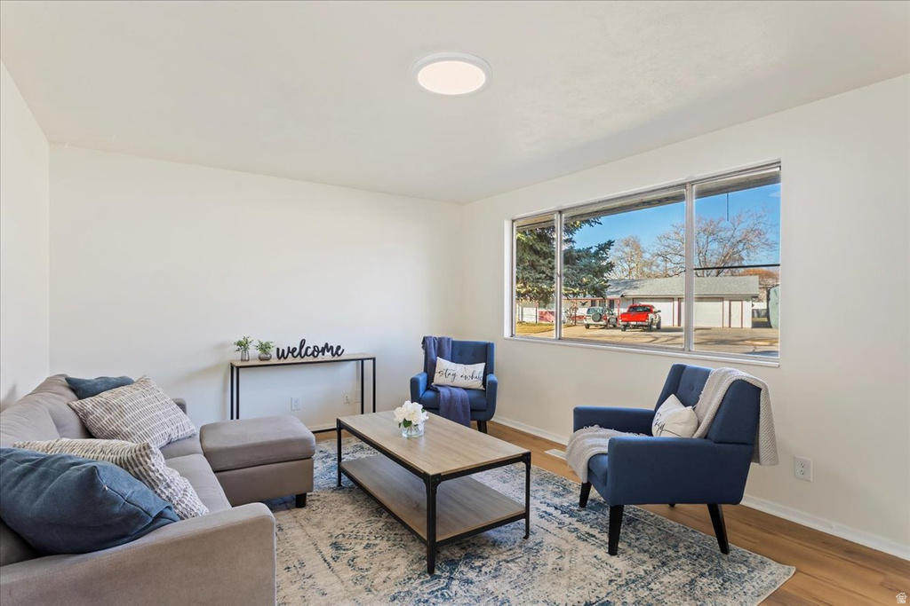 2419 W 5850 S Roy, UT 84067