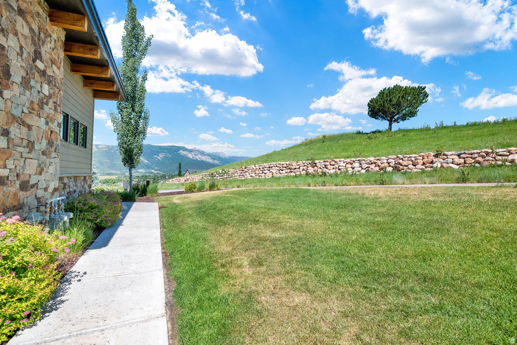 1002 5336 E 3425 Eden, UT 84310