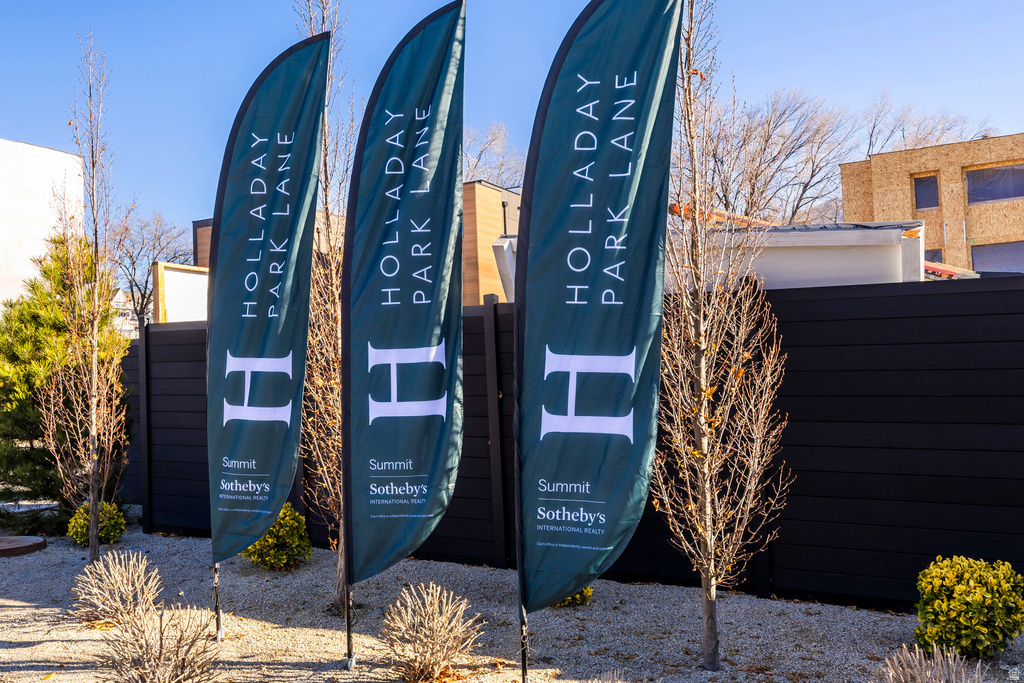 4447 S HOLLADAY PARK LN Holladay, UT 84124