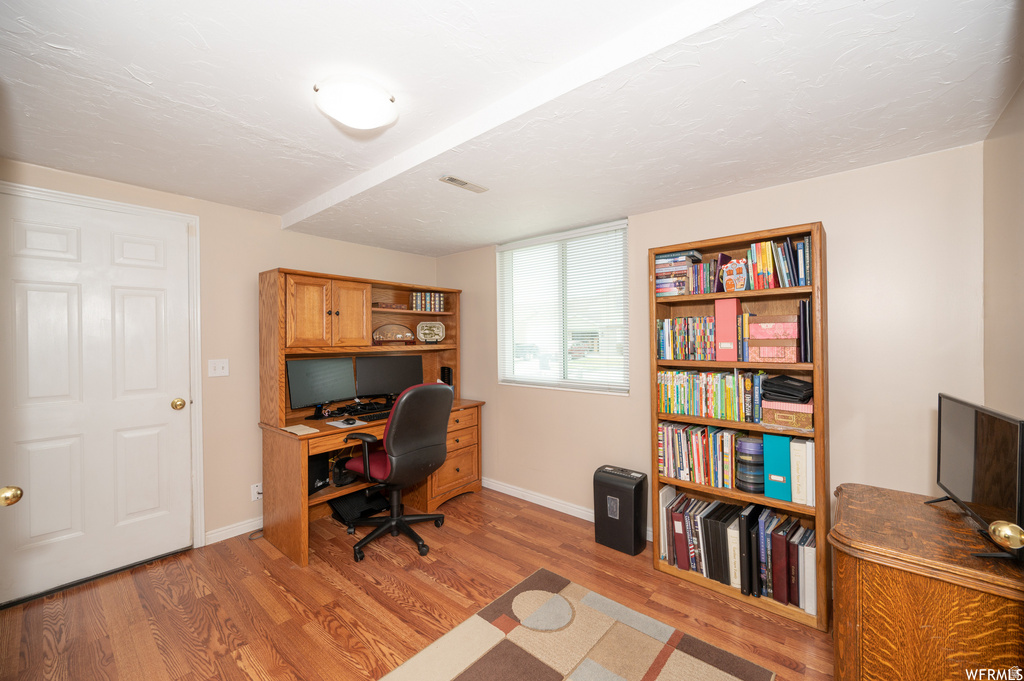 7987 S 3260 W West Jordan, UT 84088