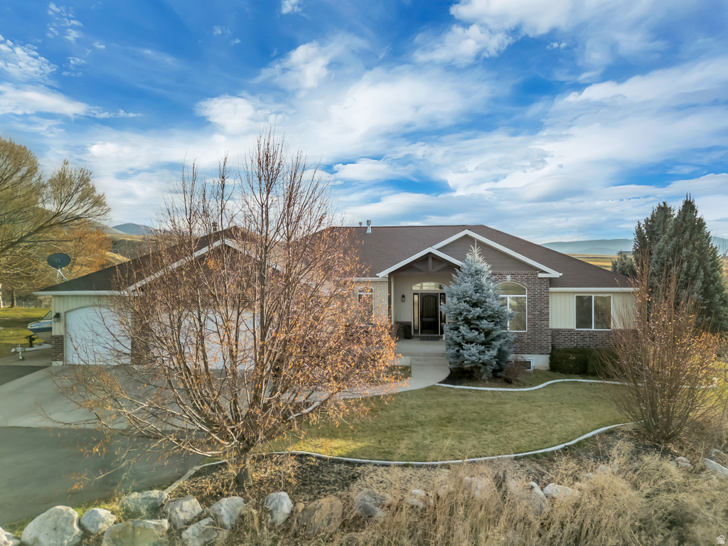 366 E 6600 S Hyrum, UT 84319