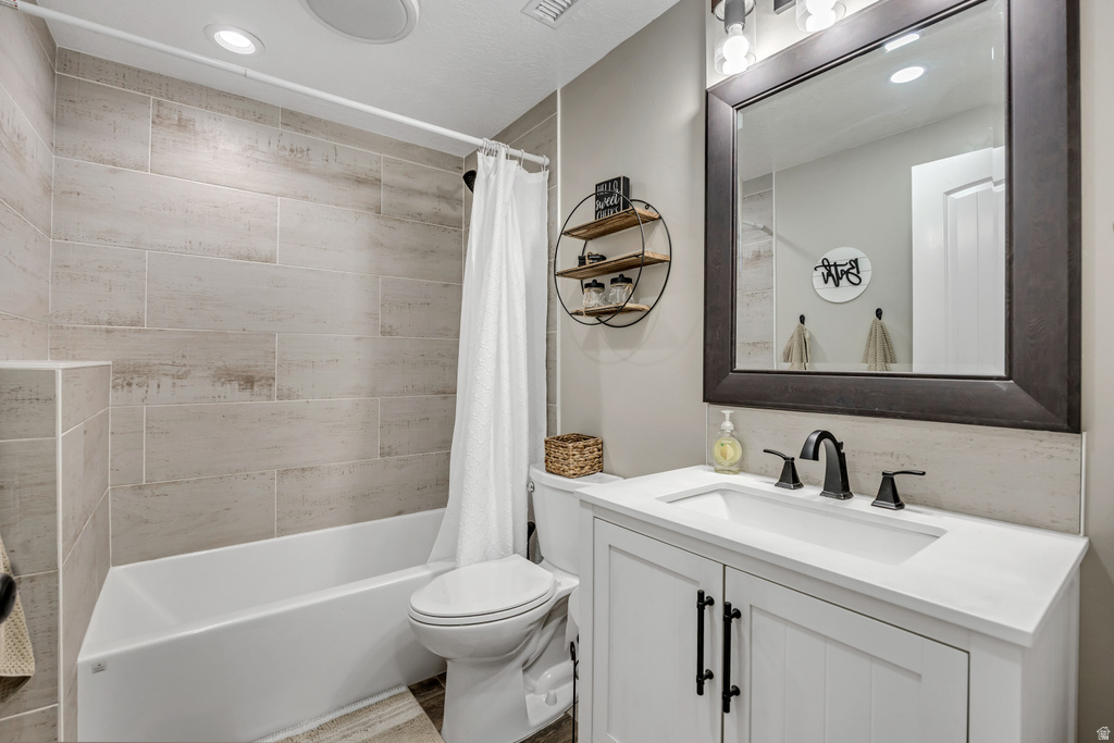 366 E 6600 S Hyrum, UT 84319