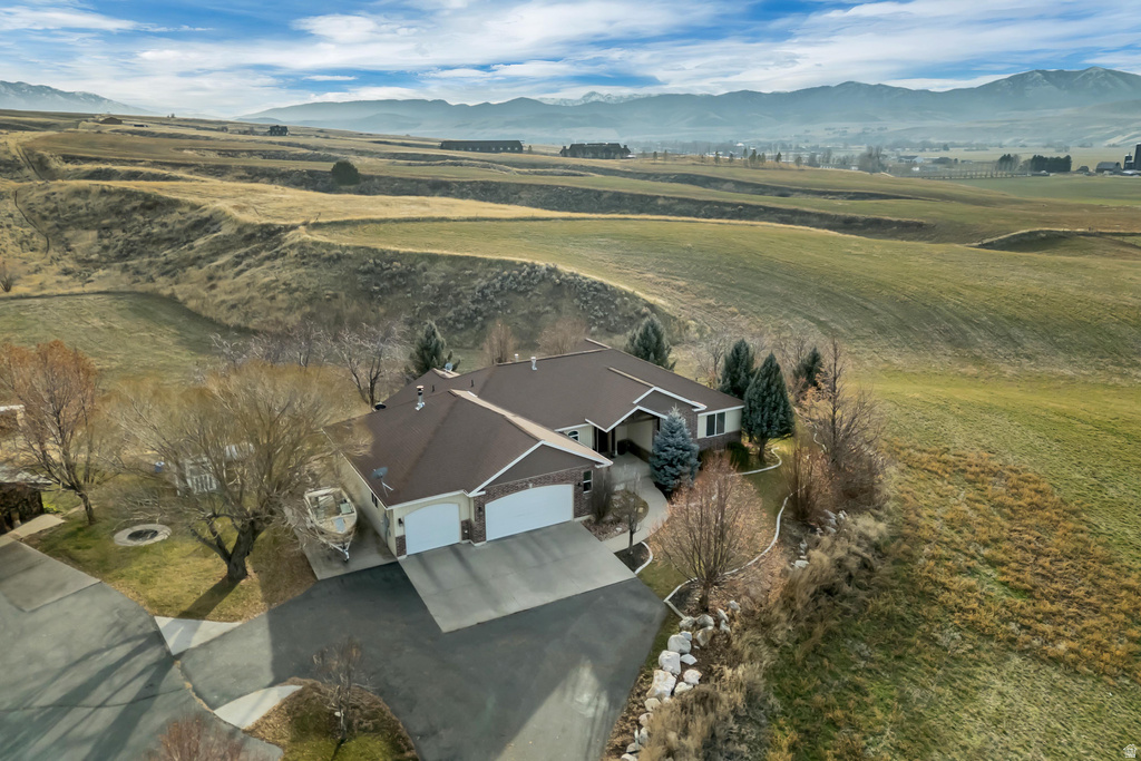 366 E 6600 S Hyrum, UT 84319