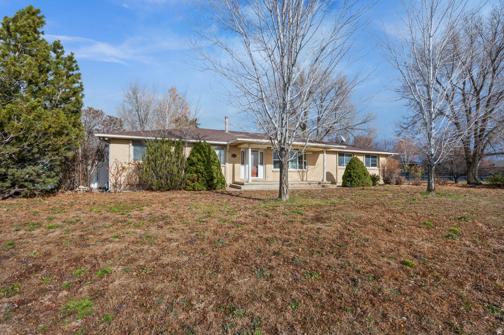 2455 S BLUFF RD Syracuse, UT 84075