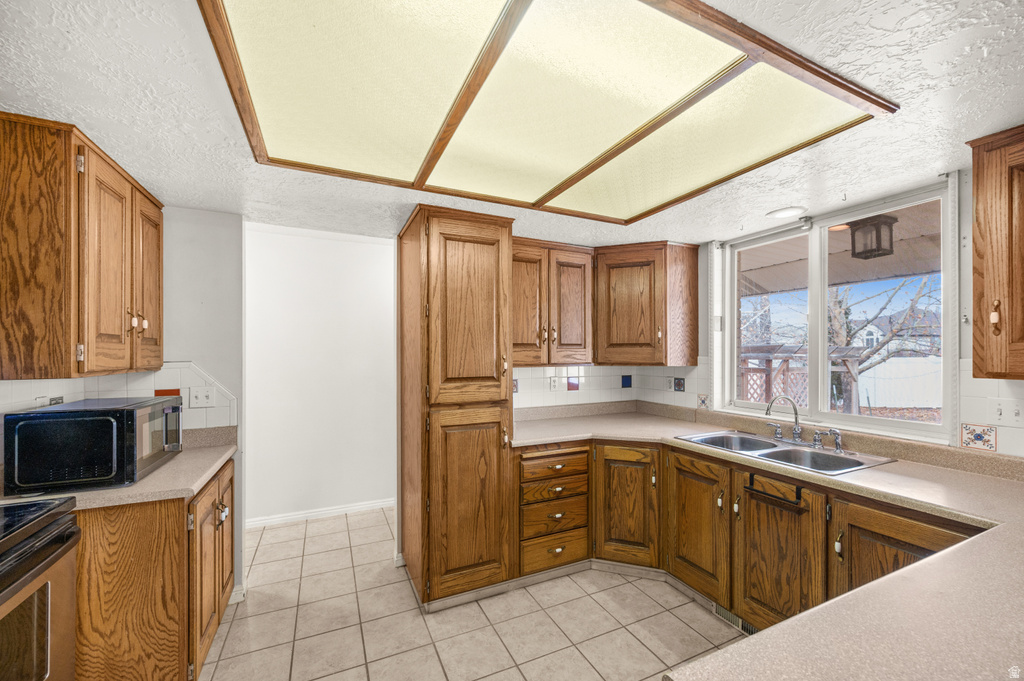 2455 S BLUFF RD Syracuse, UT 84075