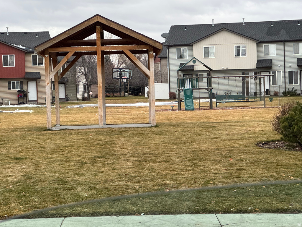 619 COUNTRYSIDE AVE Rexburg, ID 83440