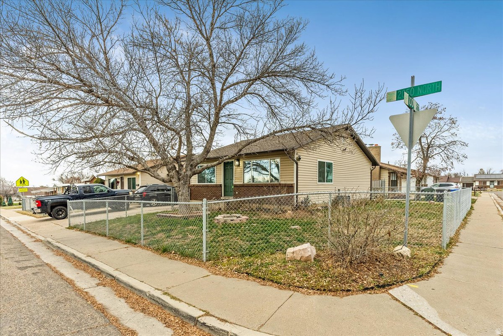 112 W 2050 N Sunset, UT 84015