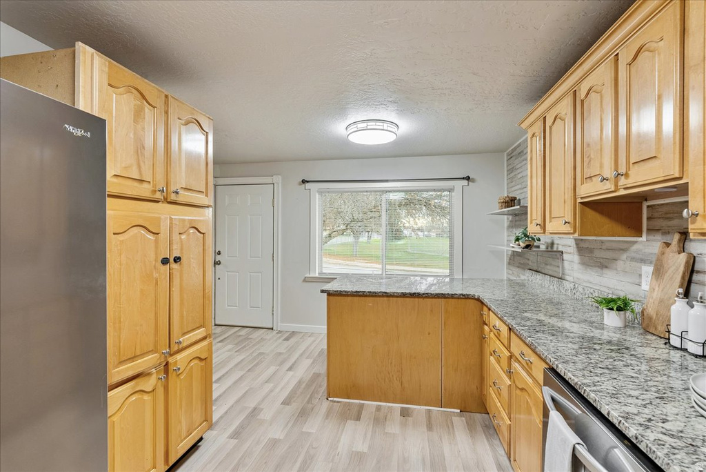 112 W 2050 N Sunset, UT 84015