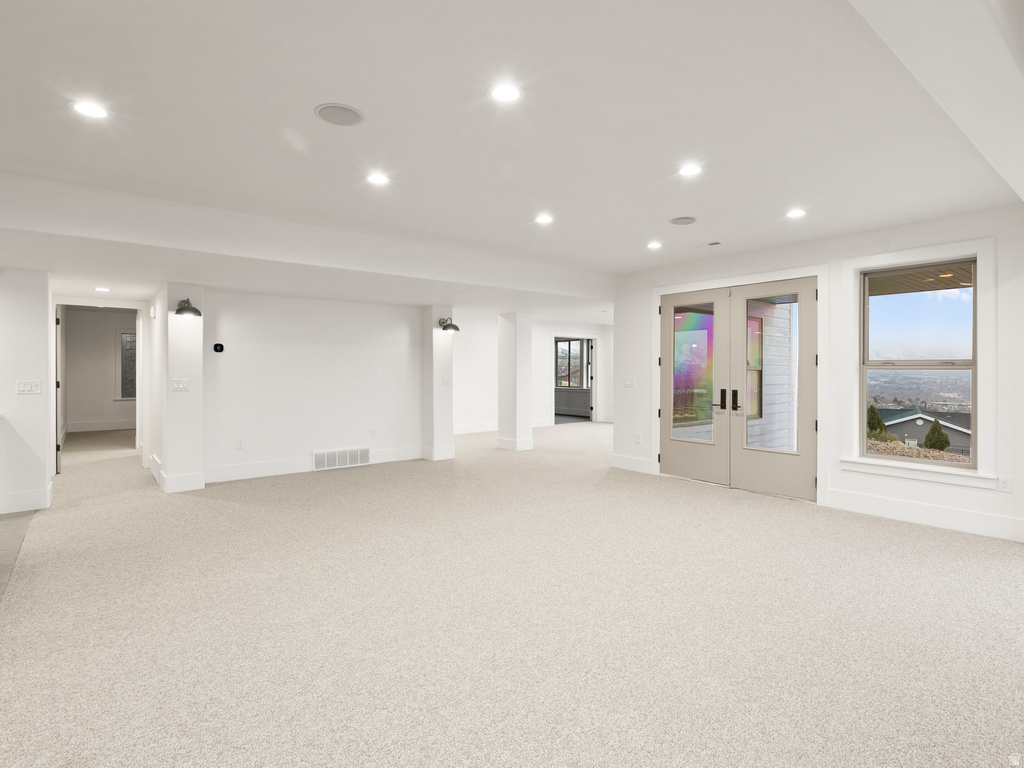 871 N SANDHURST DR Salt Lake City, UT 84103