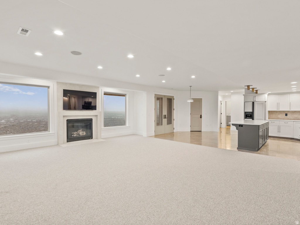 871 N SANDHURST DR Salt Lake City, UT 84103