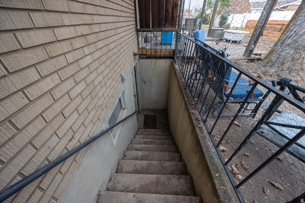 1025 S 1075 E Clearfield, UT 84015