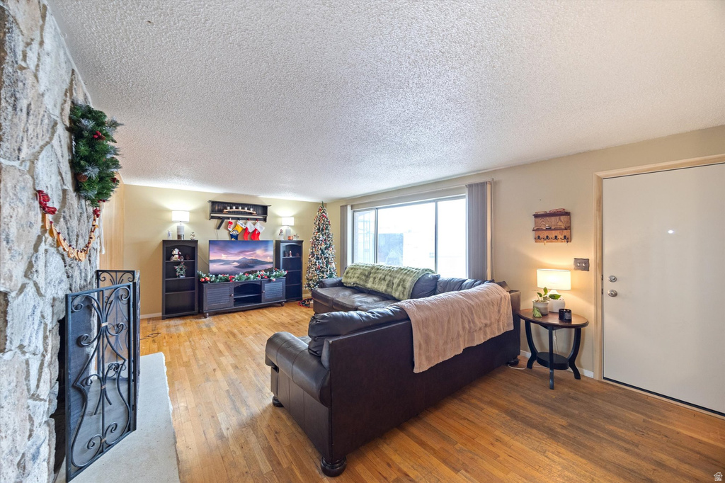 1025 S 1075 E Clearfield, UT 84015