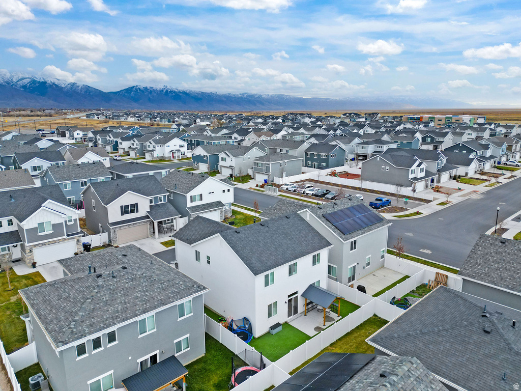 2154 W LYDIA LN Syracuse, UT 84075