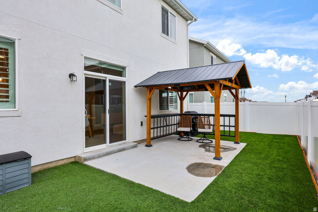 2154 W LYDIA LN Syracuse, UT 84075