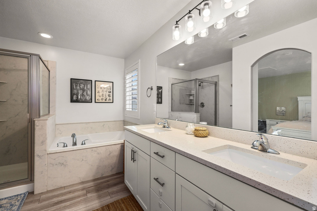 2154 W LYDIA LN Syracuse, UT 84075