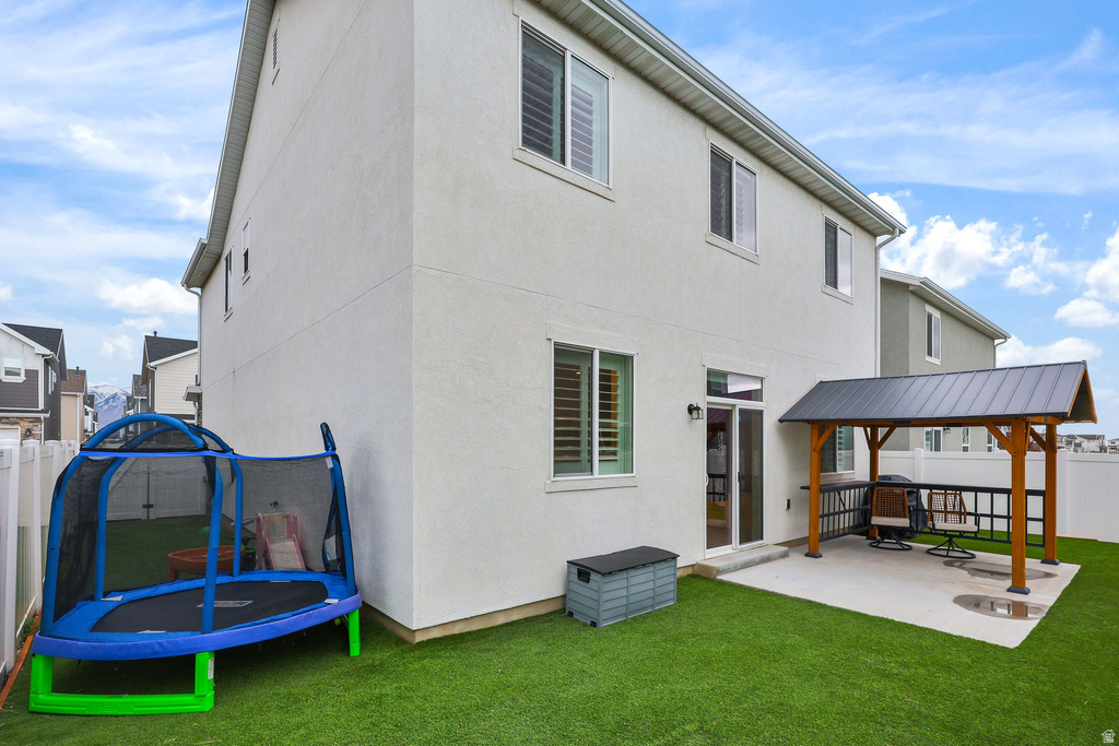 2154 W LYDIA LN Syracuse, UT 84075