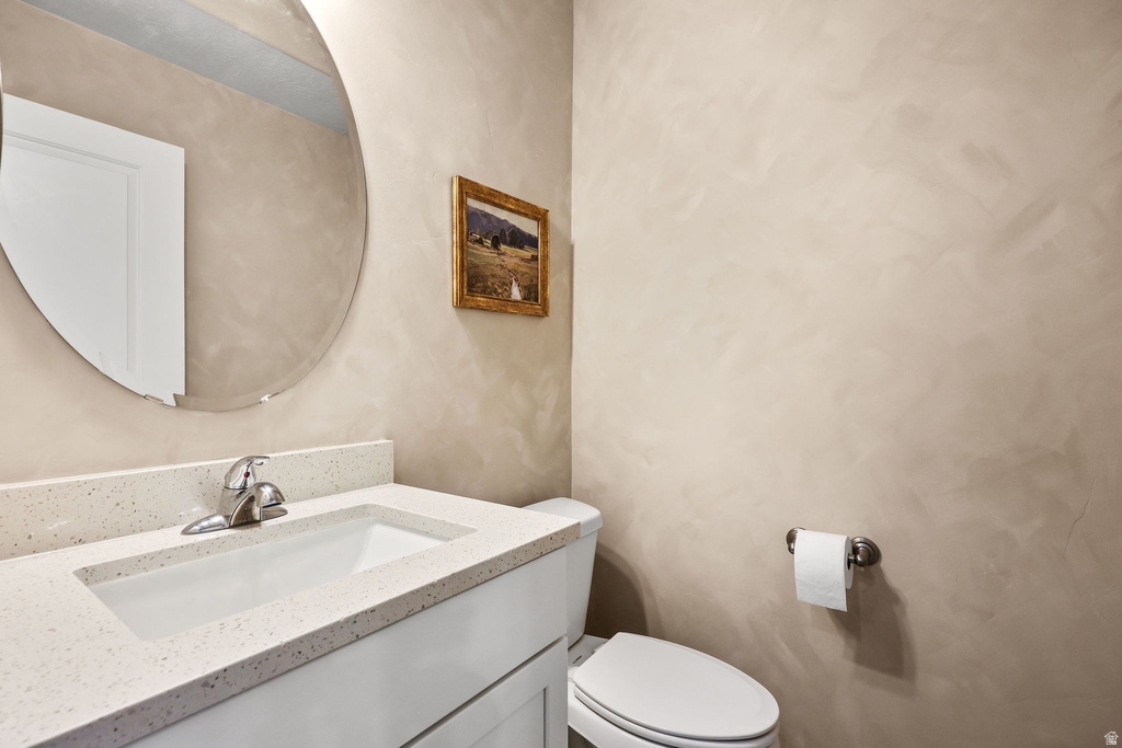 2154 W LYDIA LN Syracuse, UT 84075