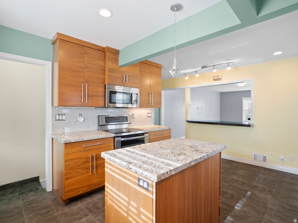 2742 S ALDEN ST Salt Lake City, UT 84106