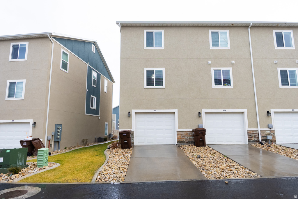 4193 W HIGH GALLERY CT Herriman, UT 84096