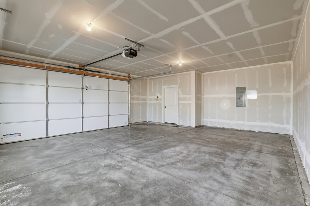 697 W 20 N Hyrum, UT 84319