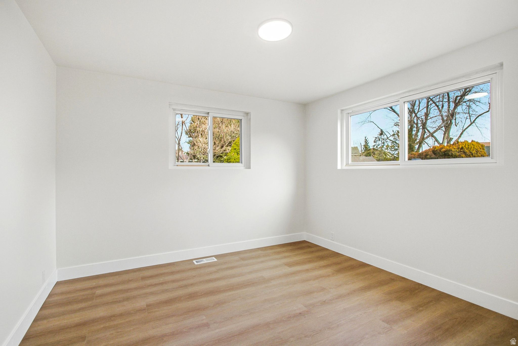 1358 E MAPLEWOOD DR Murray, UT 84121