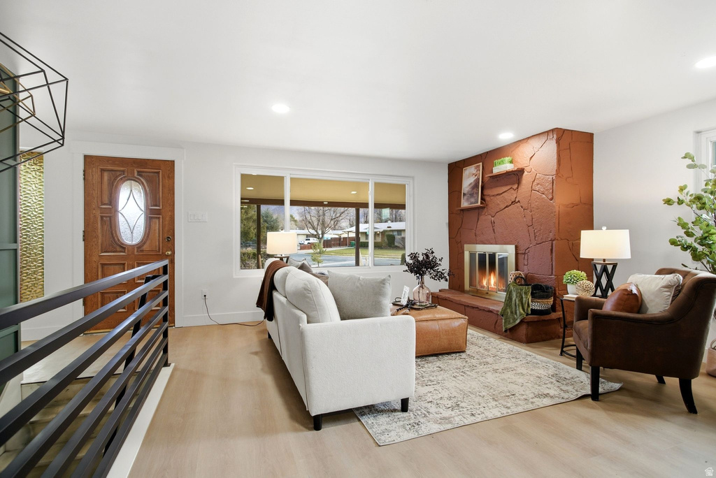 1358 E MAPLEWOOD DR Murray, UT 84121