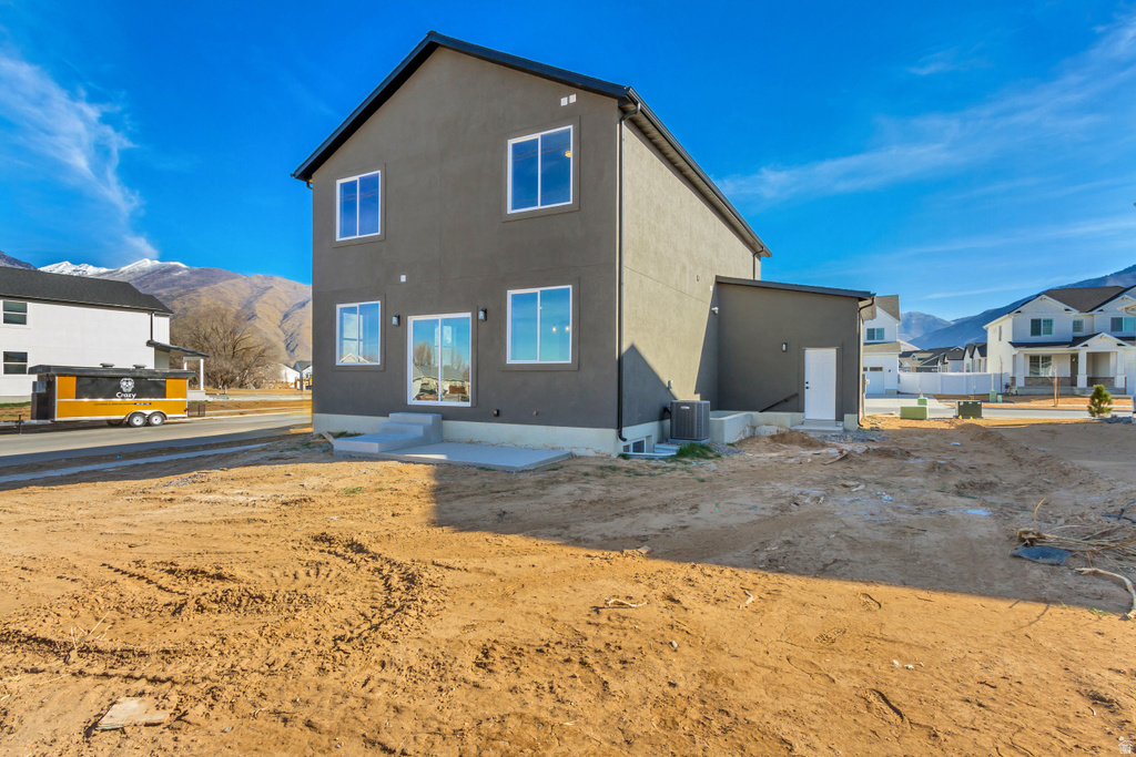 529 N HAVEN DR Mapleton, UT 84664