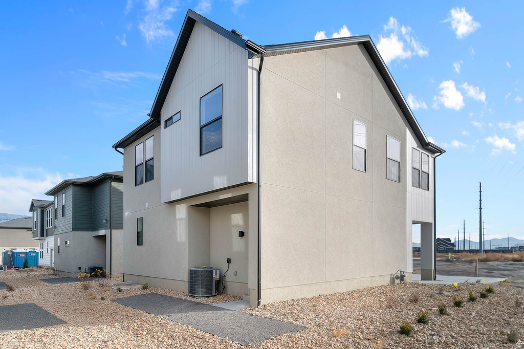 3984 W 2800 N Lehi, UT 84048