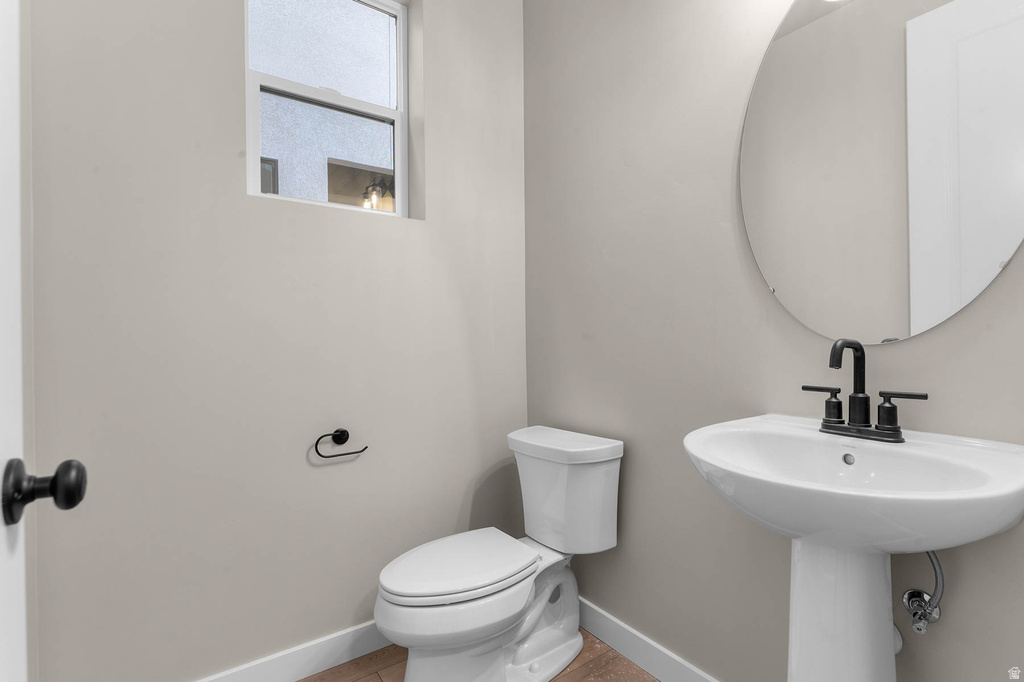 2324 N SUNMORE WAY Lehi, UT 84048